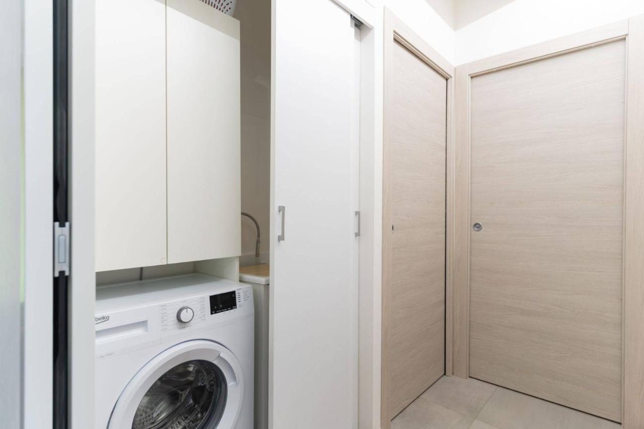 Lovely Modern Apartment Модика Екстериор снимка